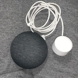 Google Home Mini